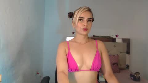 ashley__tylor online show from March 10, 12:51 am