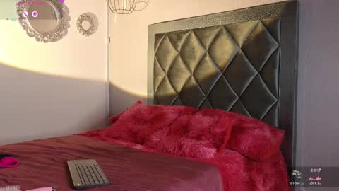 Ashley online show from April 10, 8:59 pm