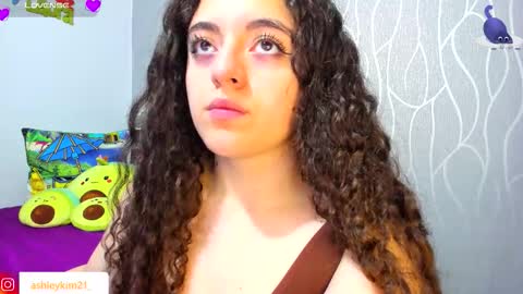 .. Ashley .. online show from December 20, 1:20 am