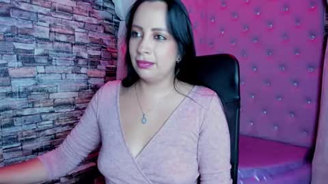 ashleymontenegre online show from February 25, 9:02 pm