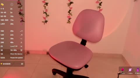 dahiana online show from April 23, 7:38 pm