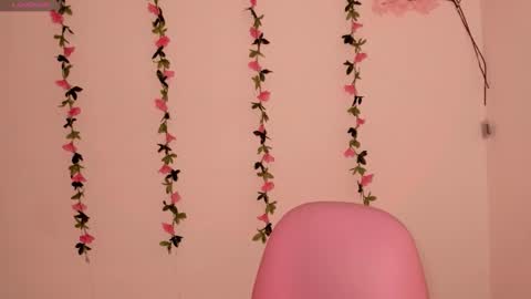 dahiana online show from March 12, 5:15 pm