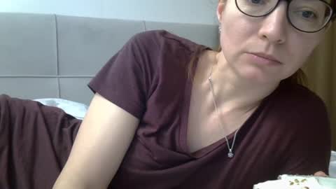 Ashley online show from February 13, 6:41 am