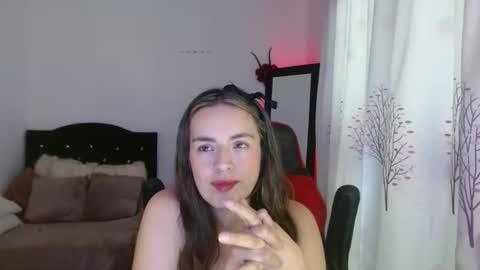 ASHLEY online show from April 8, 4:53 pm