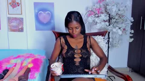 ashly_pink1 online show from October 10, 3:33 am
