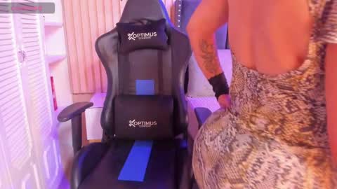 ashlye_miller_ online show from March 1, 4:15 am