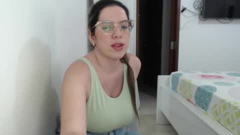 AshlyMoon online show from February 24, 7:09 pm