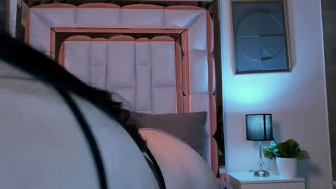 PAO   online show from January 10, 9:20 pm