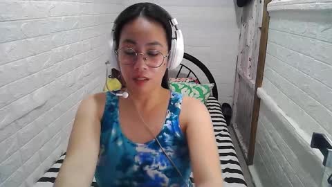 Trixie online show from February 13, 3:24 pm