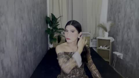 asianloreen24 online show from December 18, 11:48 am