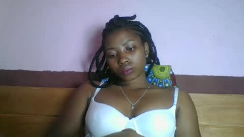 asmiraa online show from April 18, 7:07 pm