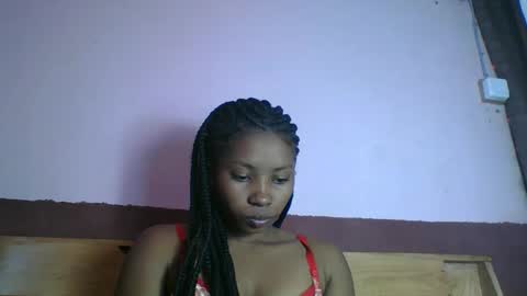 asmiraa online show from March 27, 9:43 am