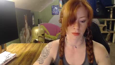 AstraeaSiren online show from January 16, 5:00 am