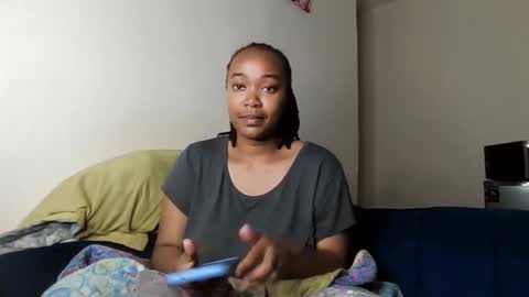 Atara Seren online show from May 19, 1:56 am