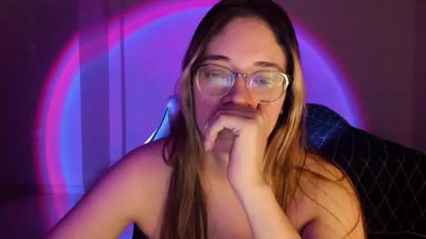 atenas online show from November 14, 9:31 am