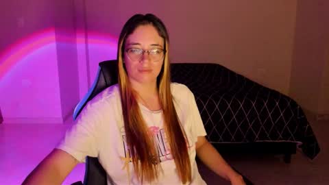 atenas online show from October 4, 9:26 am