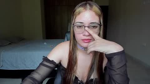 atenas online show from February 21, 7:32 pm