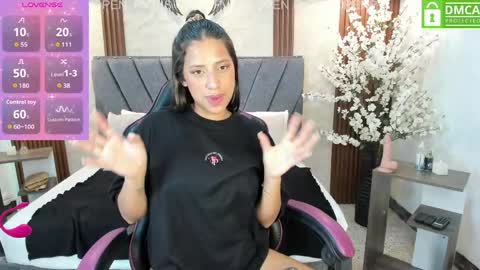 Atiena online show from May 6, 7:18 pm