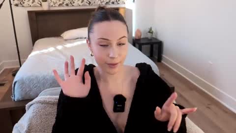 Miss Audrey online show from January 29, 10:01 pm