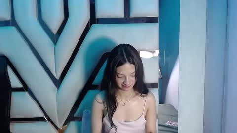 aurora online show from January 9, 3:05 pm