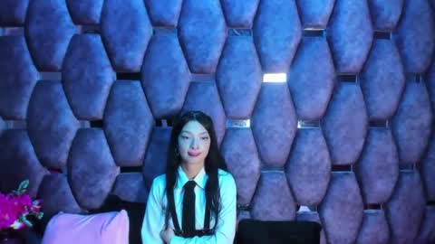 aurora online show from September 19, 6:18 pm