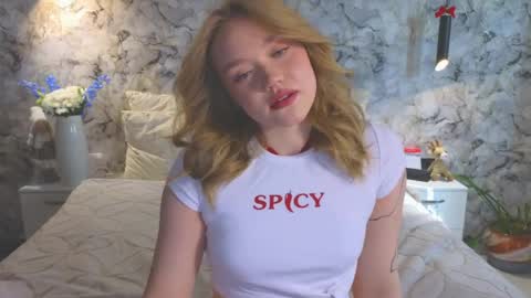 Kate online show from April 8, 3:19 am