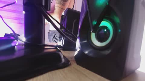 auroraa_miller online show from September 13, 11:51 am