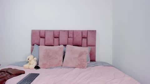 ...  ... online show from February 28, 9:44 pm