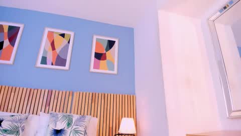 Aurora online show from February 12, 10:44 pm