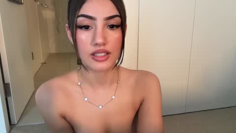 Ava  online show from February 3, 2:53 am