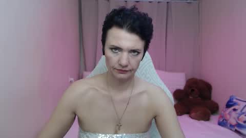 avasaturnian online show from February 25, 2:15 pm