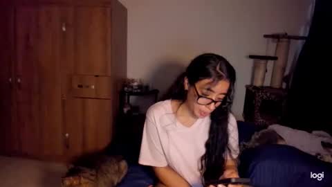 Valery -- online show from December 19, 3:18 am