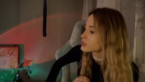 Aviva online show from January 25, 10:07 pm