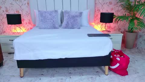 Javier y Lorena online show from October 21, 12:20 pm