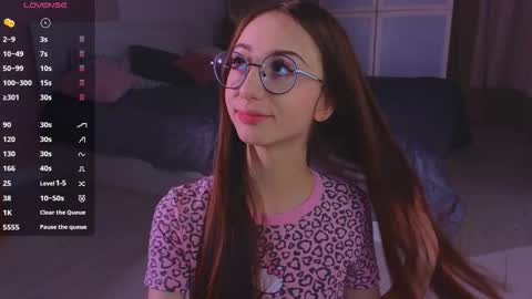 Avril online show from September 18, 9:13 pm