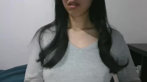 axue online show from February 28, 10:17 pm