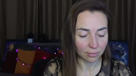 Jully online show from February 22, 7:34 am