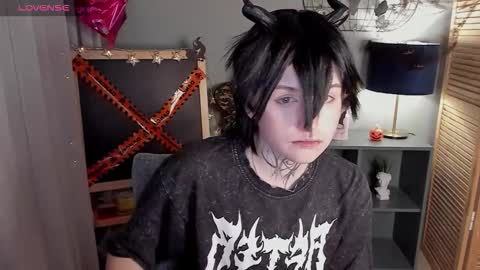 ayaks online show from October 28, 2:34 pm