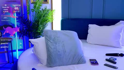 Ayla online show from October 16, 6:54 pm