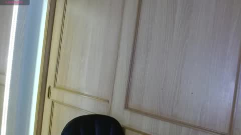 AYLEEN    online show from September 15, 11:40 am