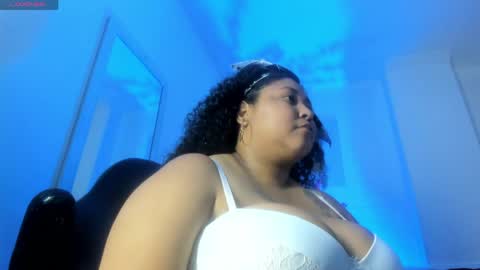 Ayliinn  online show from April 9, 2:03 am