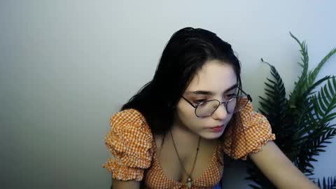 azumi_chan_ online show from November 29, 10:08 am