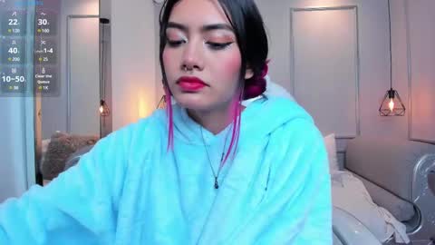 Azura online show from March 10, 7:29 pm