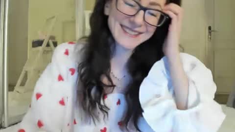 babby_jewel online show from March 1, 7:30 am