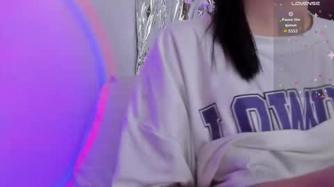 Queen B online show from October 12, 5:26 pm