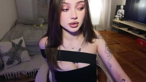 bb adele  online show from March 29, 6:40 pm