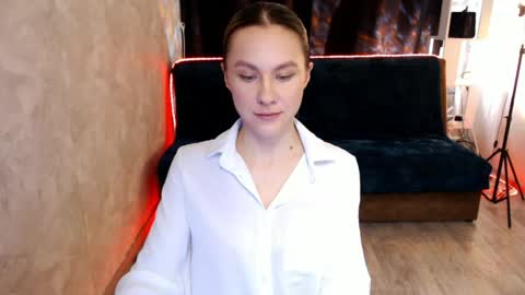 baby_kitte online show from June 4, 4:28 am
