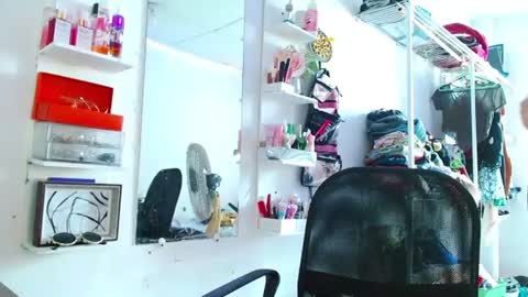 babybombom08 online show from June 19, 7:17 pm