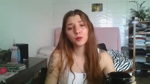 babydemon6 online show from October 13, 1:47 pm