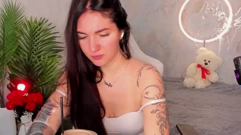 Sophia online show from December 5, 4:56 am